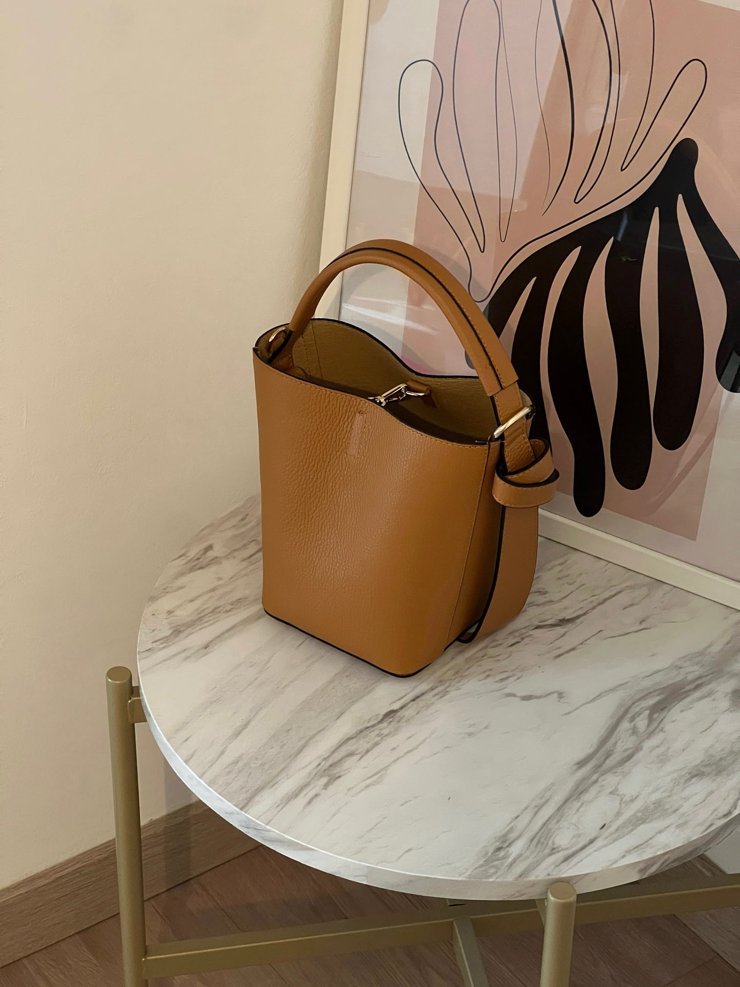 JOLIE bucket bag