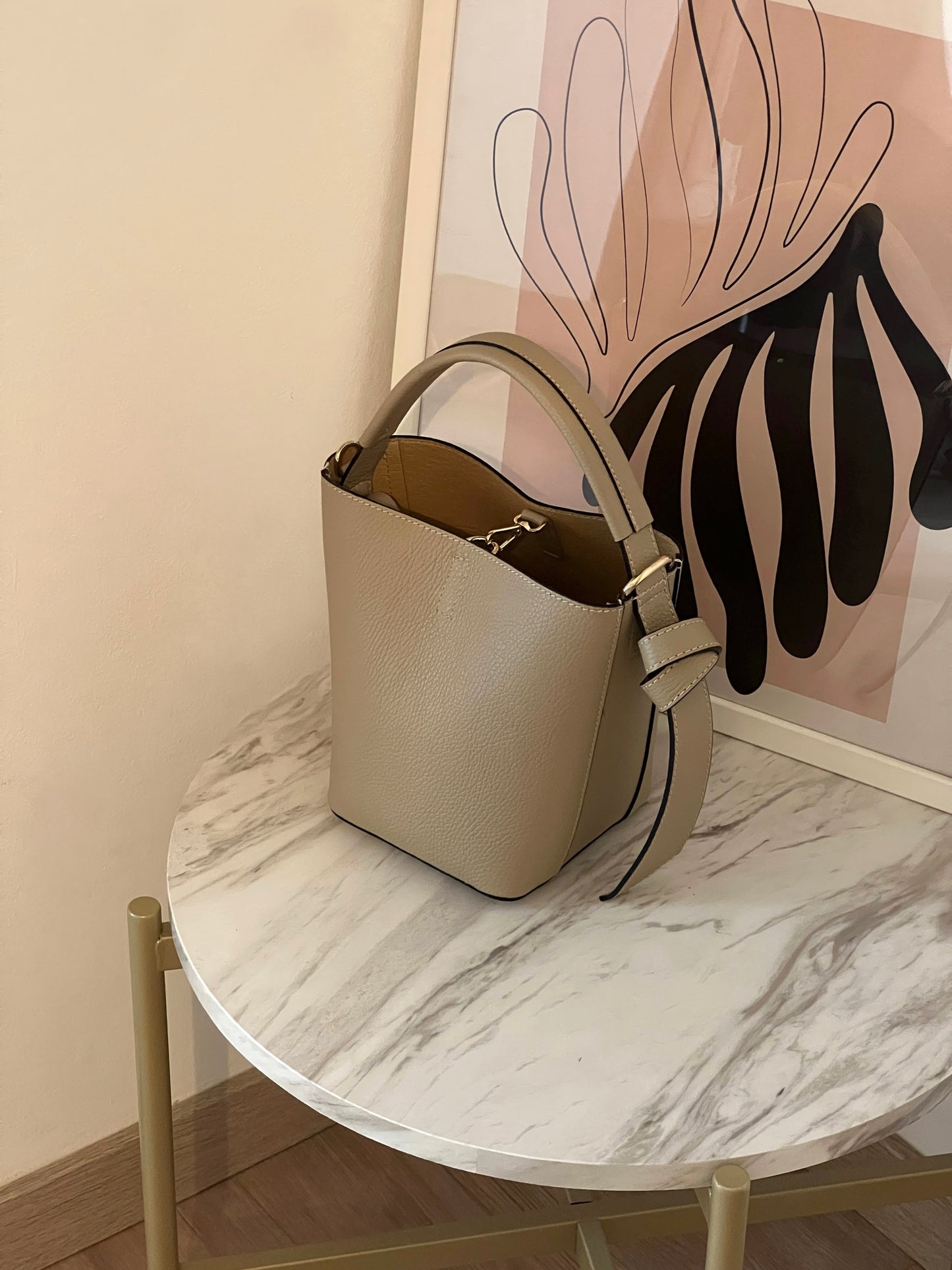 JOLIE bucket bag