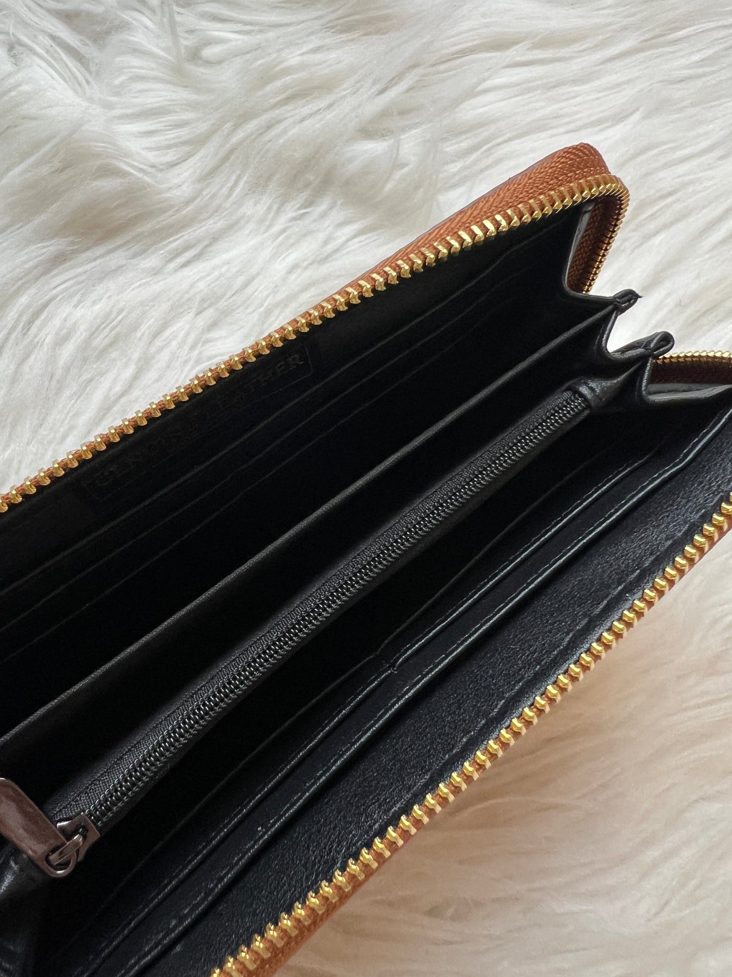 Evelyne wallet