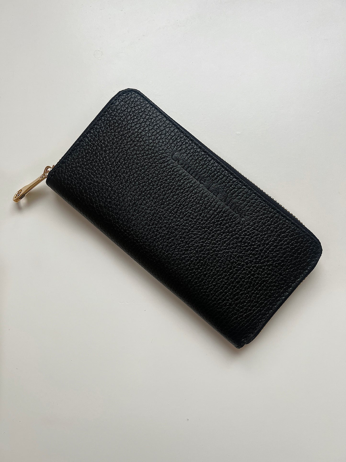 Evelyne wallet